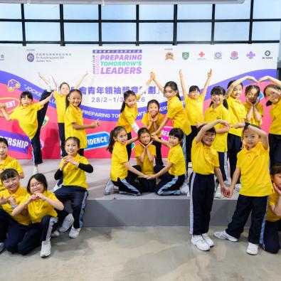 🍄Brownies Members Shine on Stage for the First Time✨