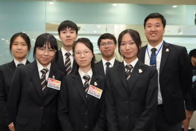 Triumph in Discourse: Champions of the 40th Sing Tao Inter-school Debating Competition