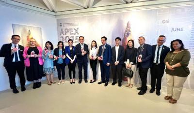 <<APEX 2025 Visual Arts Graduation Show Opens with Distinguished Ceremony>>