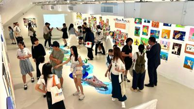 <<APEX 2025 Visual Arts Graduation Show Opens with Distinguished Ceremony>>
