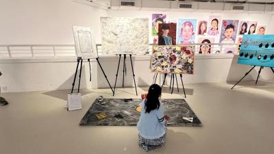 <<APEX 2025 Visual Arts Graduation Show Opens with Distinguished Ceremony>>