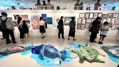 <<APEX 2025 Visual Arts Graduation Show Opens with Distinguished Ceremony>>