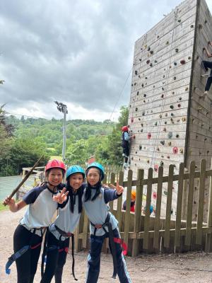 Immersive UK Experience – Grades 5-8 Explore, Learn, and Grow!