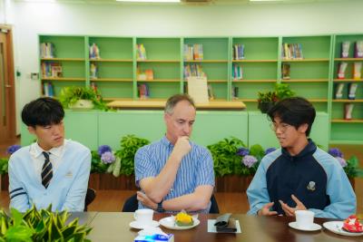 An Inspiring Dialogue with Cambridge's Professor Colm Durkan: Insights for Our Future Engineers & Doctors