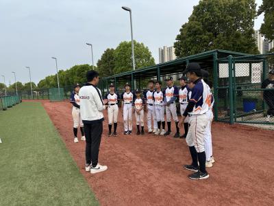 <<⚾Boys’ & Girls’ Softball Team Recharge from a 7-Day Training Camp in Nanjing!>>