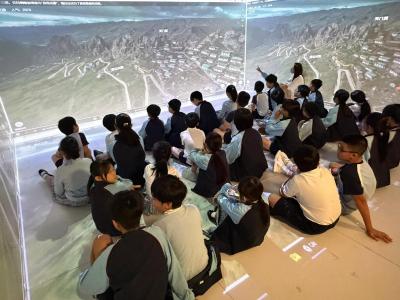 <<✨ InnoCave 沉浸式學習之旅——五年級「長江探源」！🏔️🌊>>