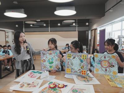 <<雲端攜手、互學互鑒：與內地姊妹學校線上交流>>