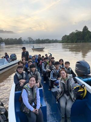 <<🌟 Live from Borneo!🌿>>
