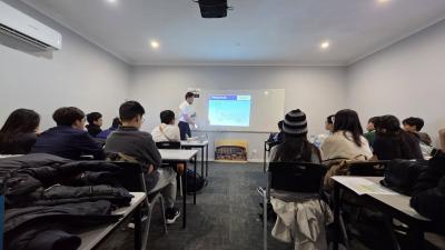 <<Melbourne Aviation Excursion: Students Take Flight🛩️>>