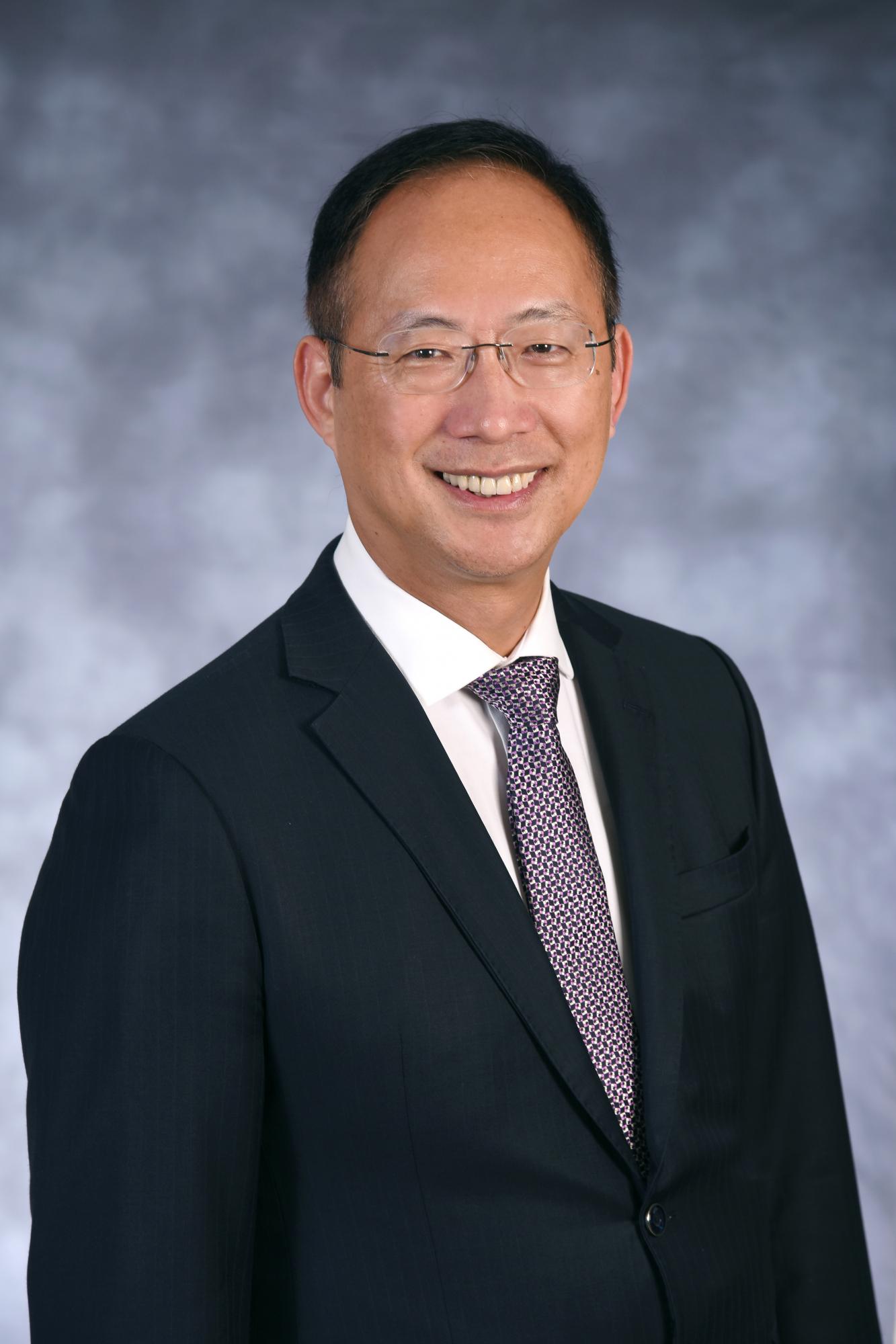 Professor Roland Chin