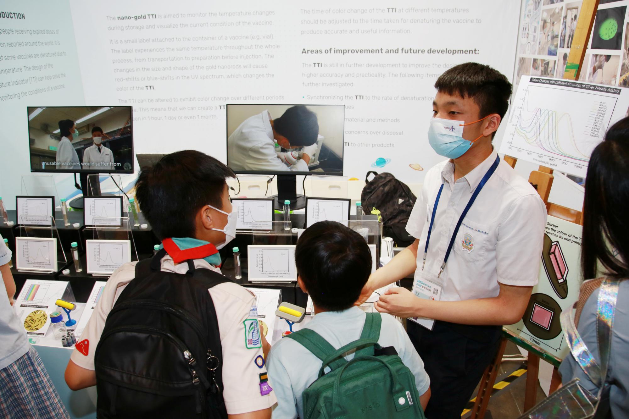 Hong Kong Science Fair - Introducing the nano-Gold project to the public